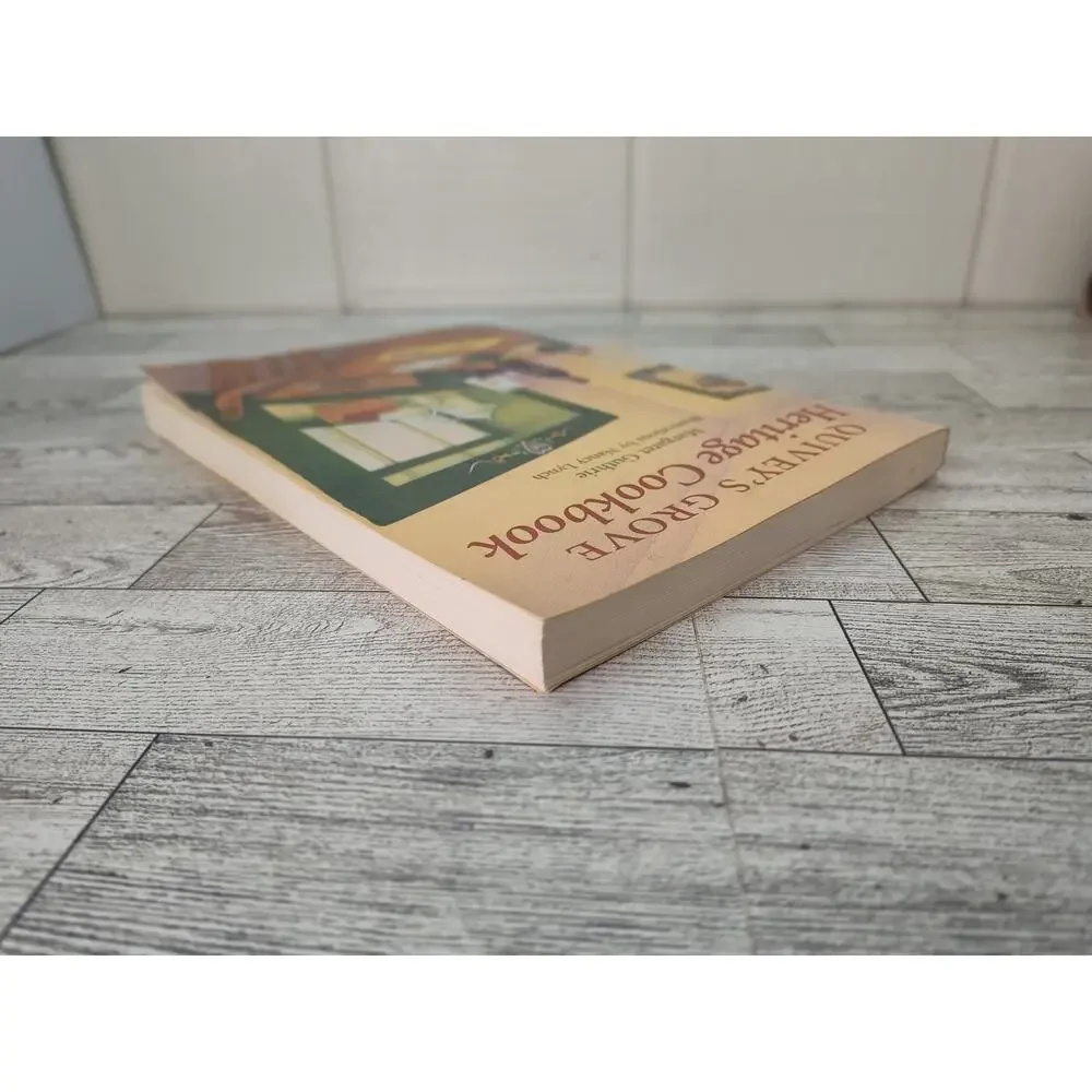 Quiveys Grove Heritage Cookbook Margaret Guthrie 1994 1st Edition 1st Print USED